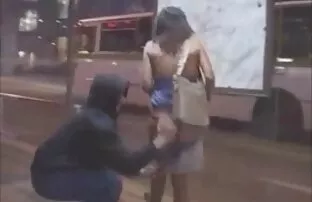 XXX オーガズム赤オタク淫乱すごい エロ ビデオ 女性 向け
