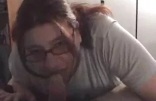 XXX カメラの前で大きな胸を持つホット人形 女性 向け エロ ビデオ