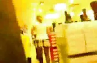 XXX 彼の顔に黒の戦利品を取って古い白い男 女の子 用 エロ ビデオ