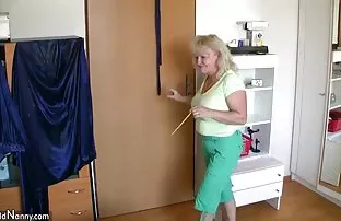 XXX イタリア人の口は思い付いた 女 用 アダルト ビデオ